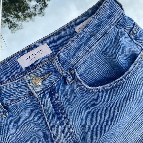 High Waist Pacsun Mom Shorts🥏 - Picture 2 of 4